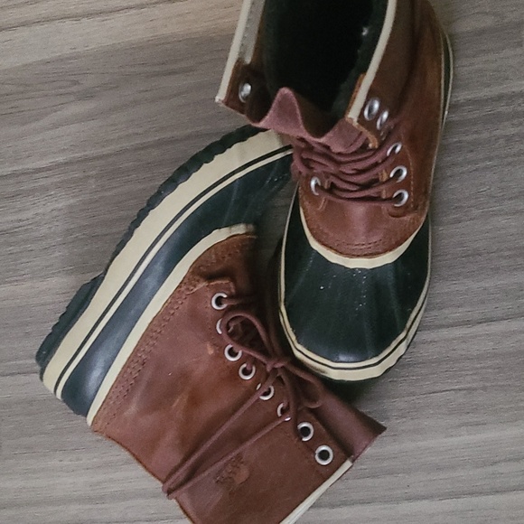 SOREL Caribou BROWN BOOTS - Picture 1 of 4